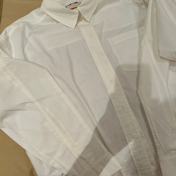 Four White Ladies Shirts - Picture 7 of 13